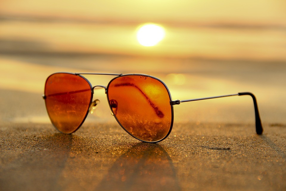Okulary przeciwsłoneczne - jak je dobrać?